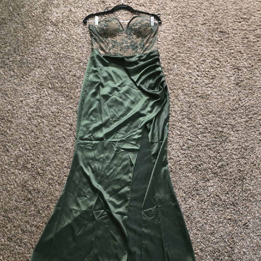 Cider Strapless Forest Green Dress